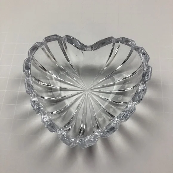Glass Heart Jewelry Dish - Picture 3 of 5